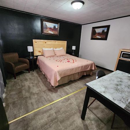 Fiesta City Motel Montevideo Exterior photo
