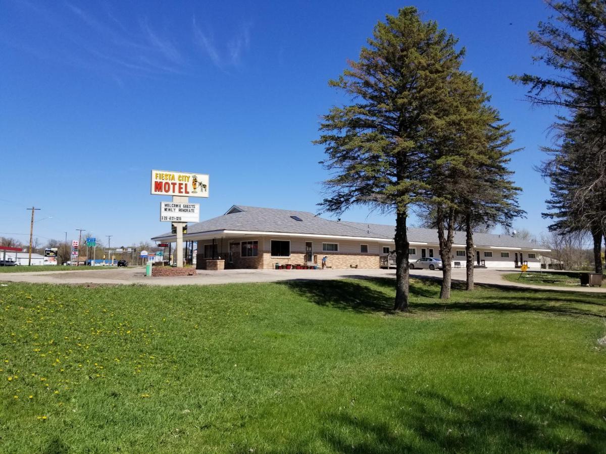 Fiesta City Motel Montevideo Exterior photo